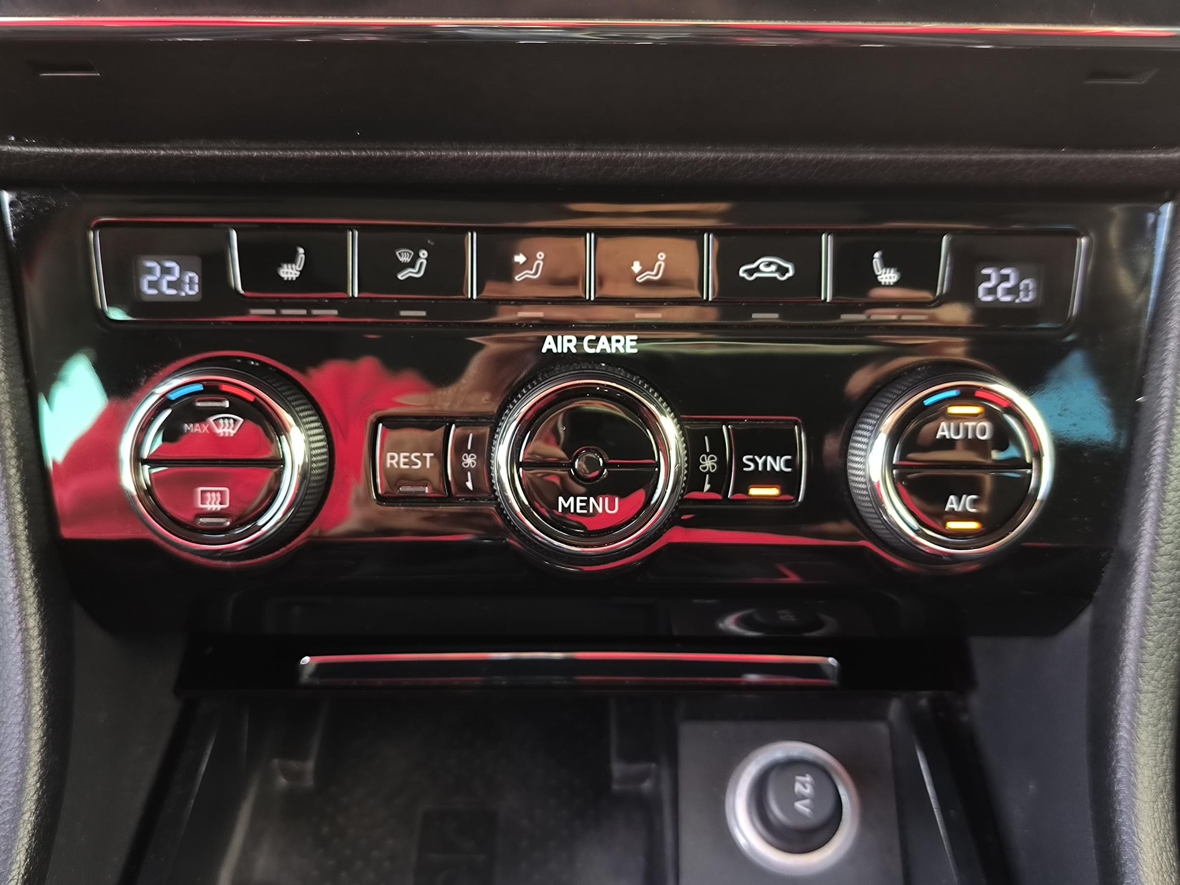 Škoda Superb III, 2017 - pohled č. 17