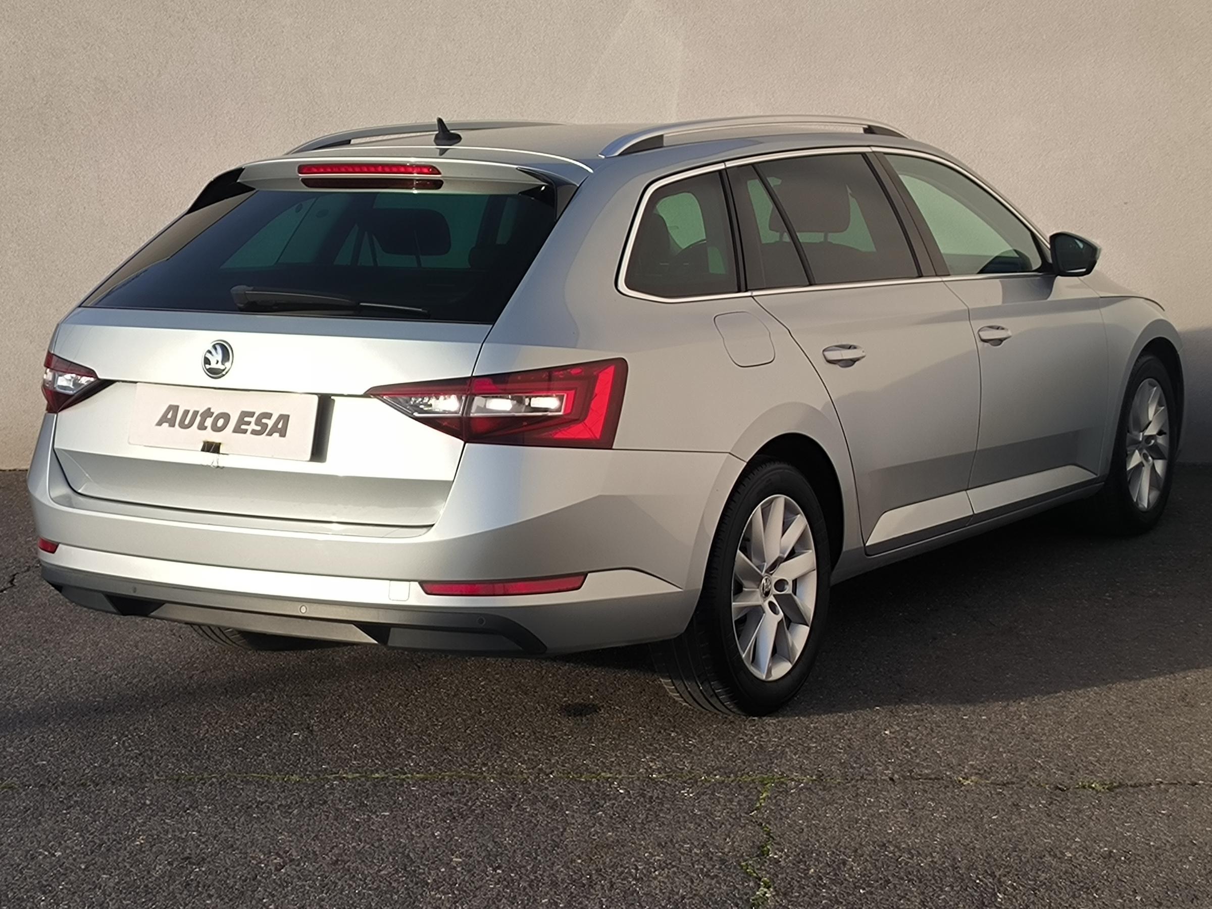 Škoda Superb III, 2017 - pohled č. 4
