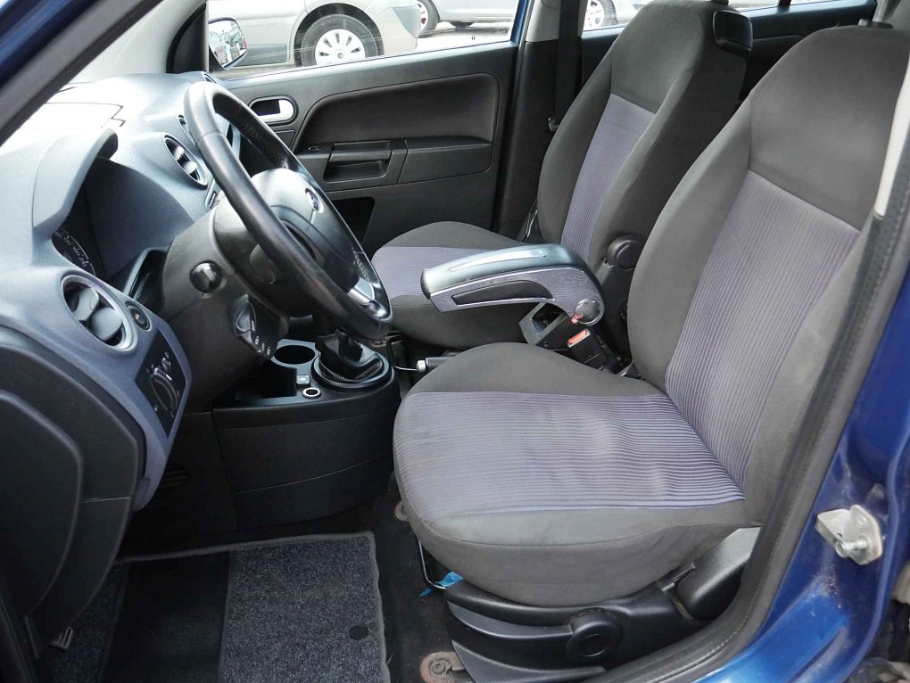 Ford Fusion 1.4i 