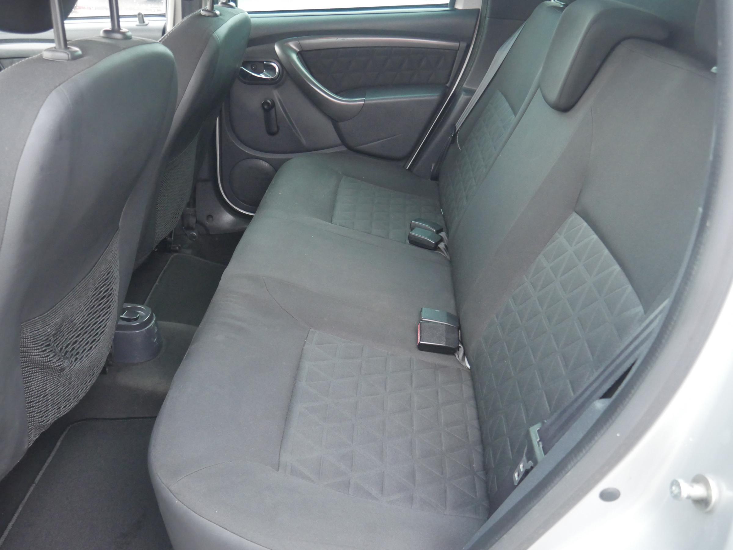 Dacia Duster, 2014 - pohled č. 10