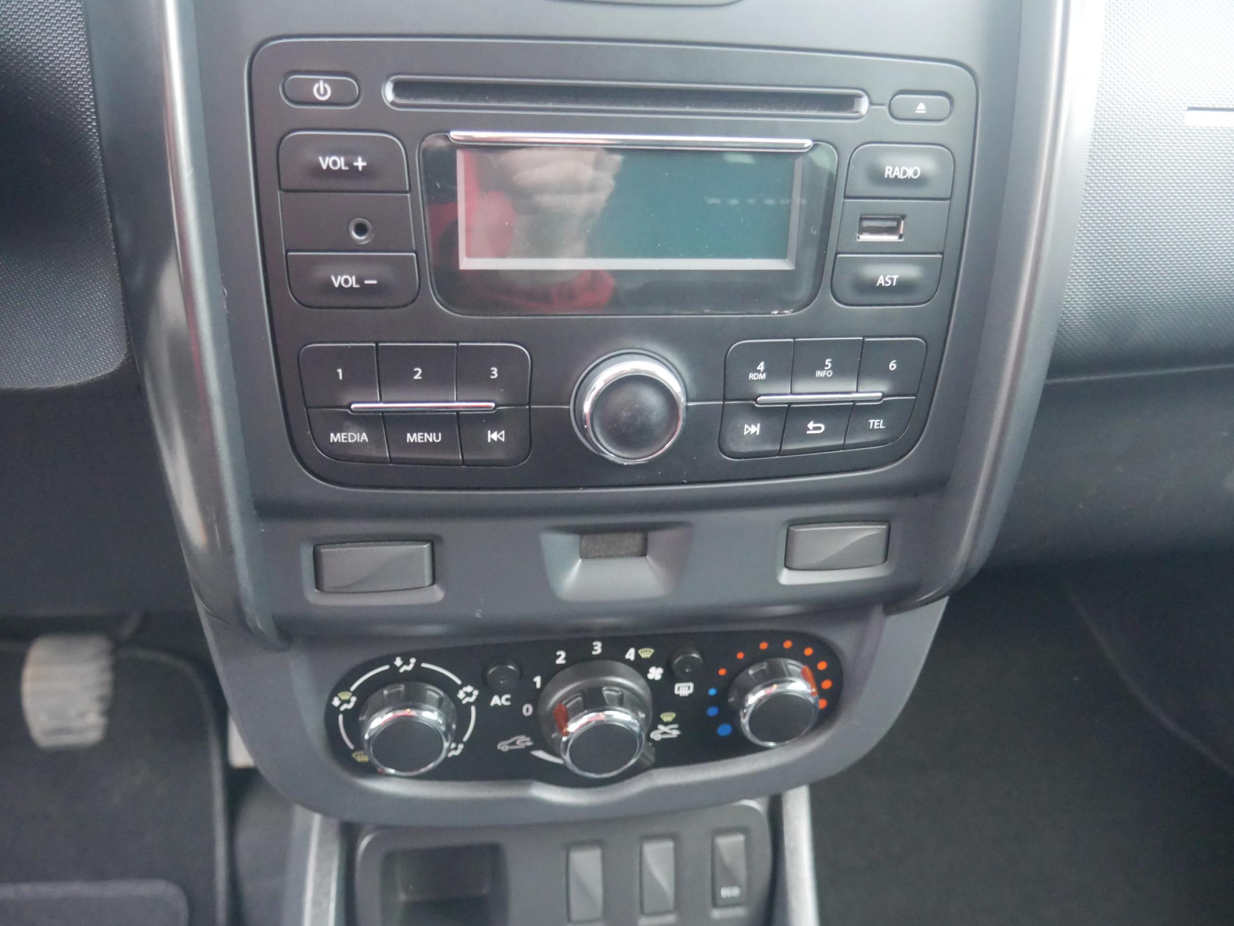 Dacia Duster, 2014 - pohled č. 11