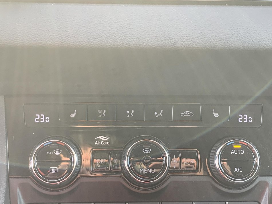 Škoda Karoq 1.5 TSi Ambition