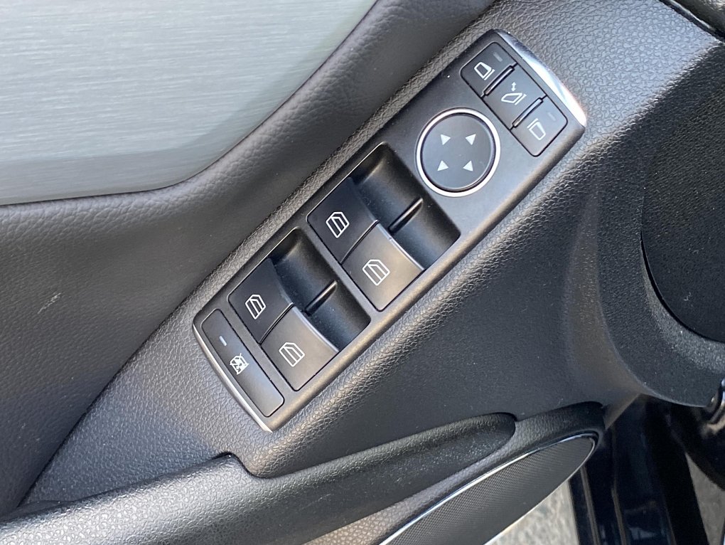 Mercedes-Benz Třída C 1.8K  C250