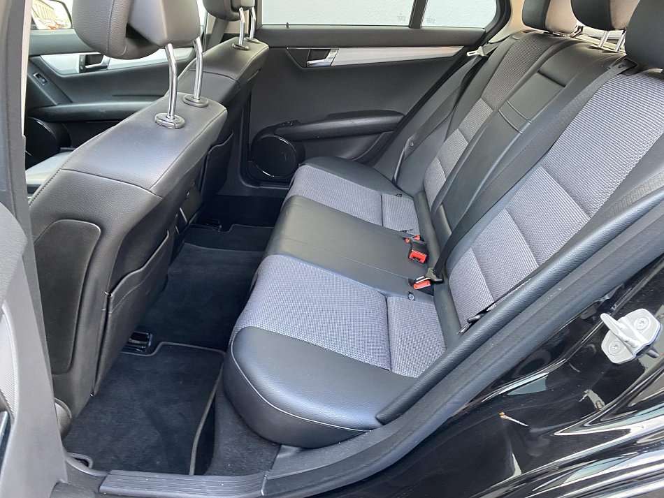 Mercedes-Benz Třída C 1.8K  C250