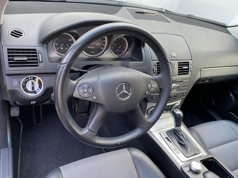 Mercedes-Benz Třída C 1.8K  C250