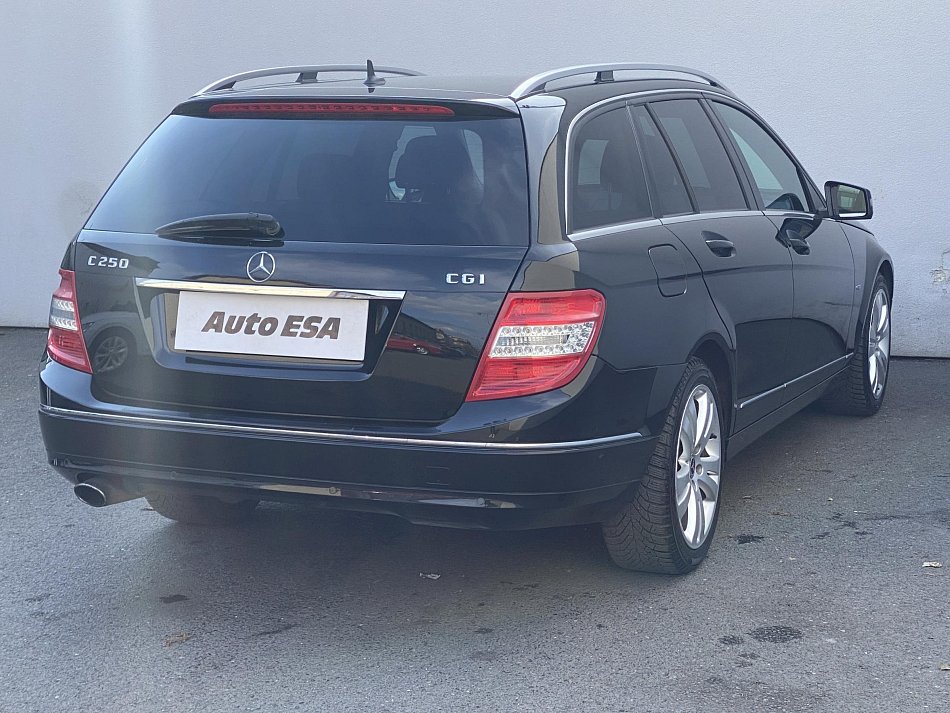 Mercedes-Benz Třída C 1.8K  C250