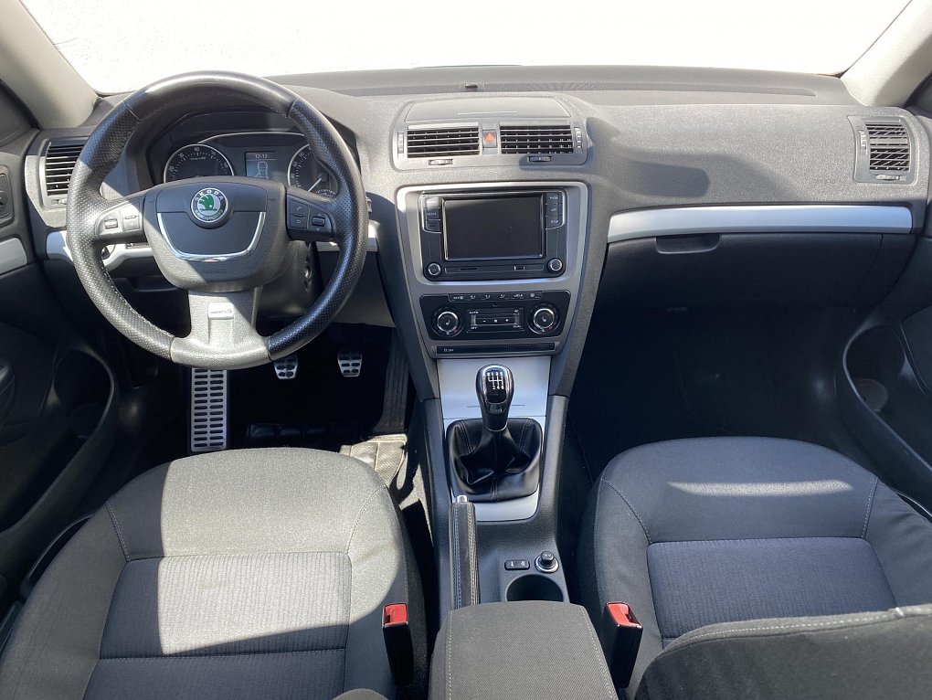Škoda Octavia II 1.4 TSi Ambiente