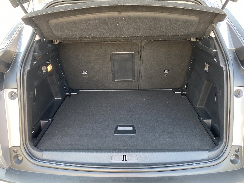 Peugeot 3008 1.2PT Active