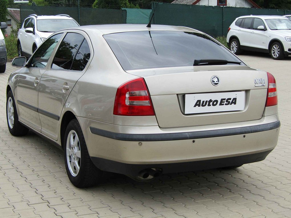 Škoda Octavia II 2.0 FSI 