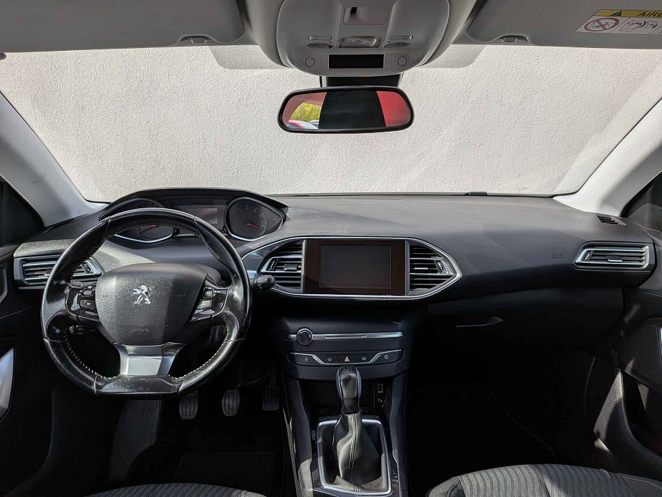 Peugeot 308 1.2PT 
