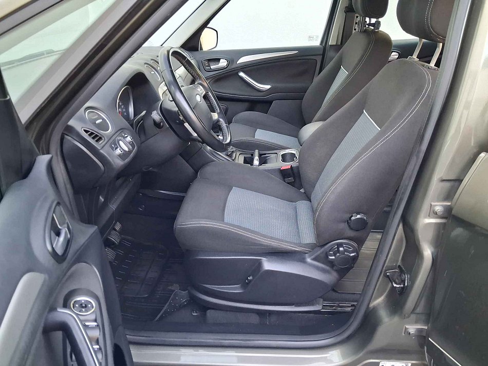 Ford S-MAX 2.0 TDCi 