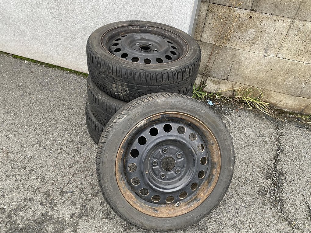 Suzuki Swift 1.6i Sport