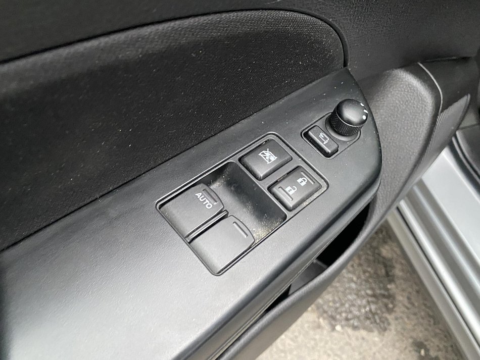 Suzuki Swift 1.6i Sport