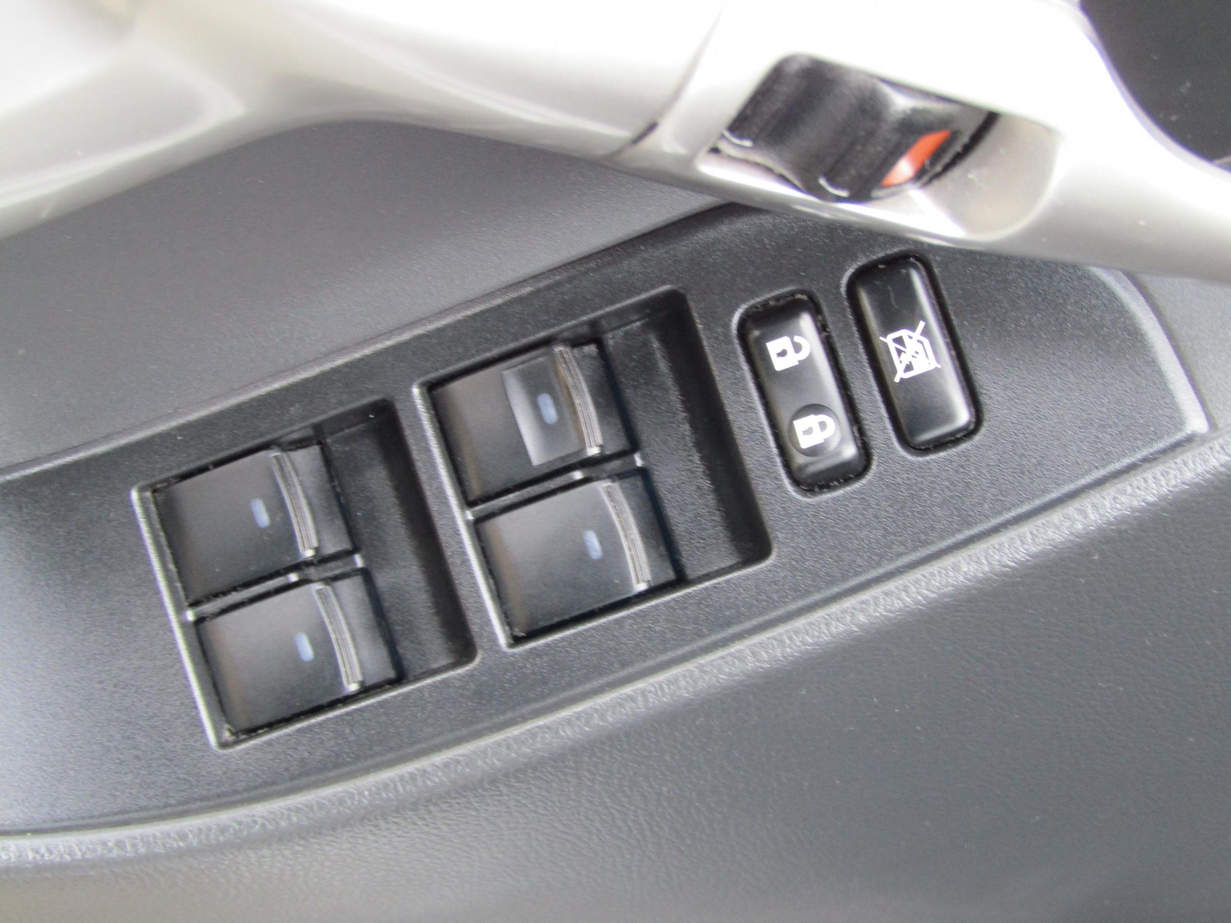 Toyota Verso, 2012 - pohled č. 12