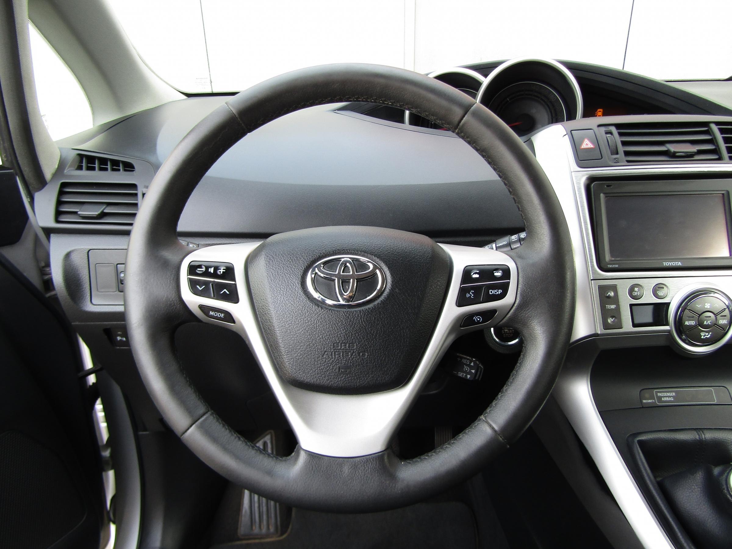 Toyota Verso, 2012 - pohled č. 19