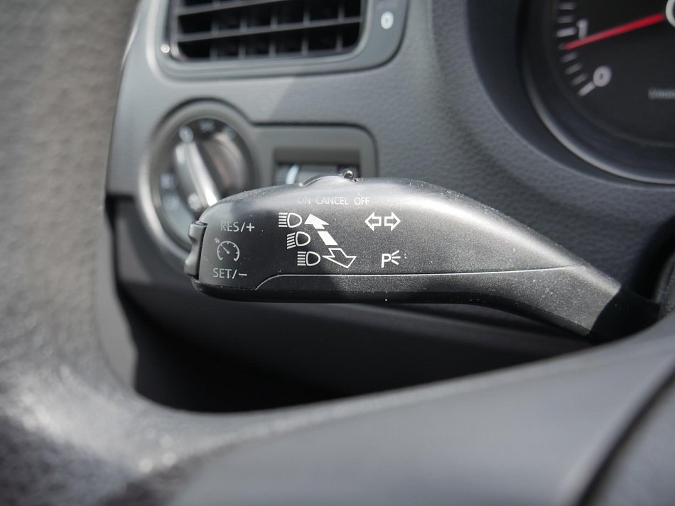 Volkswagen Polo 1.2 TSi 