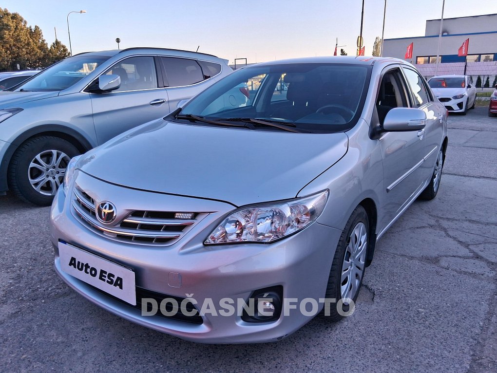 Toyota Corolla 1.6 i 