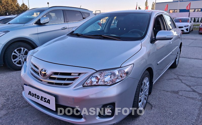 Toyota Corolla 1.6 i 