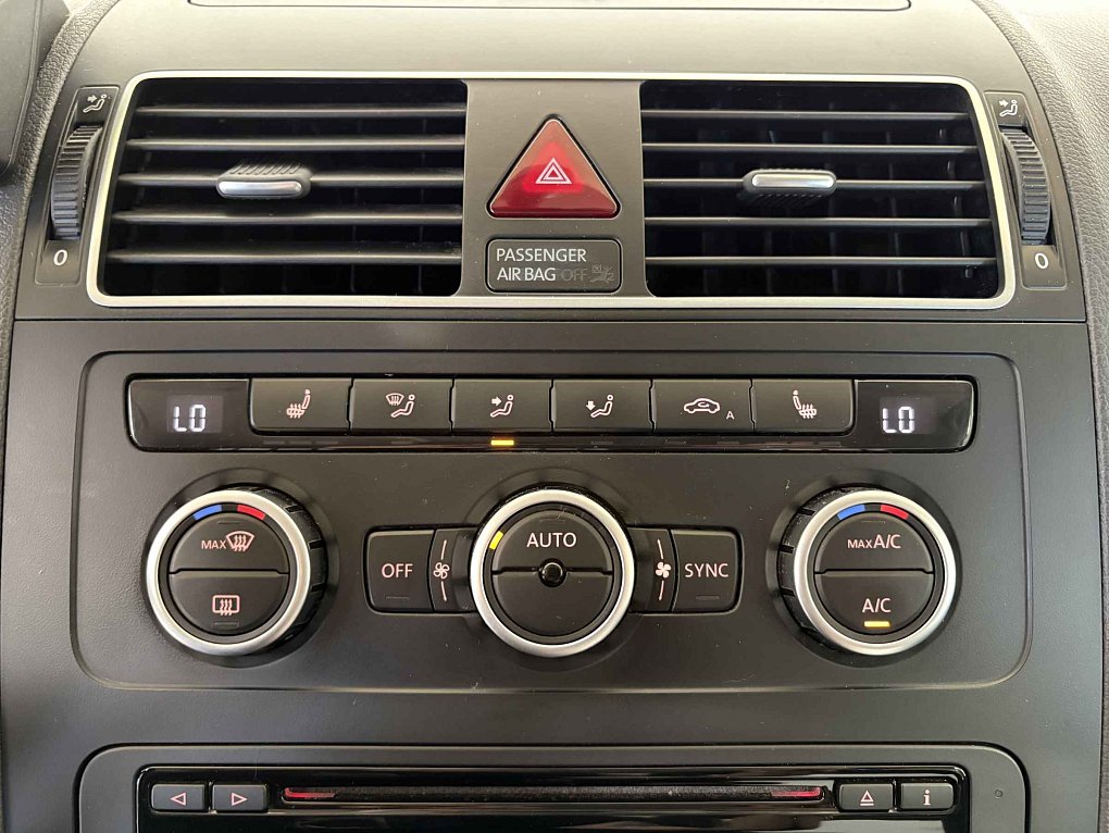 Volkswagen Touran 2.0TDi 