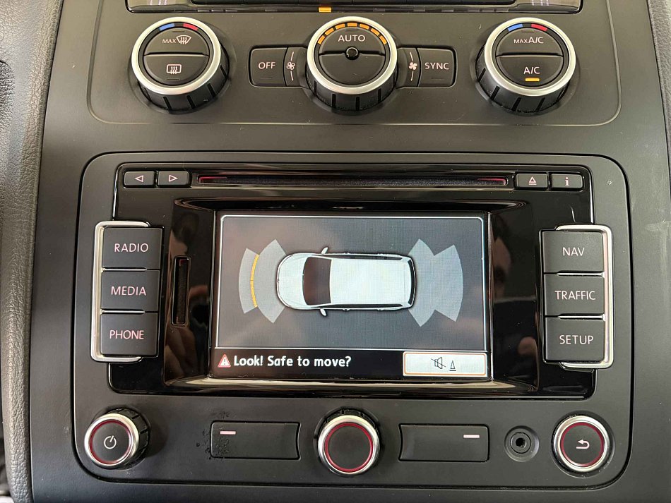 Volkswagen Touran 2.0TDi 