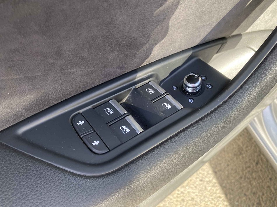 Audi A4 2.0 TDi 