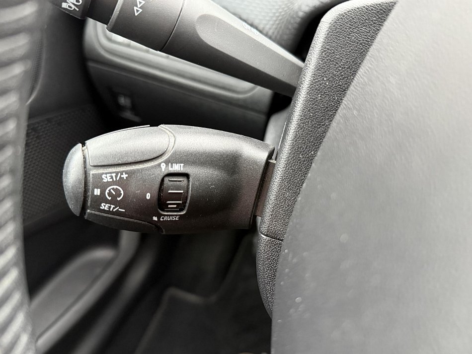 Peugeot 2008 1.2PT Active