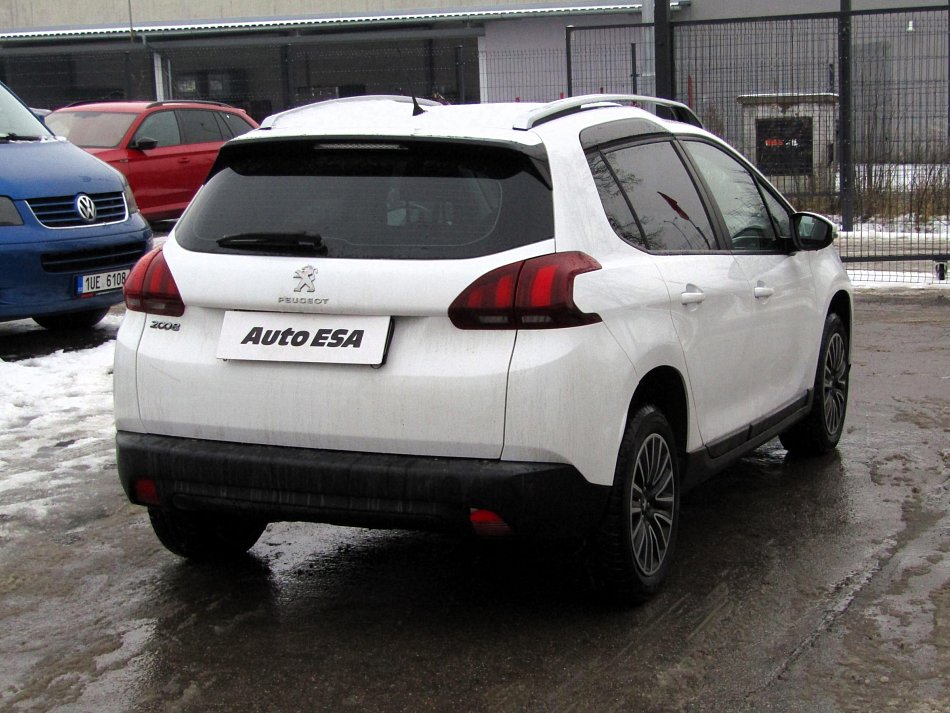 Peugeot 2008 1.2PT Active