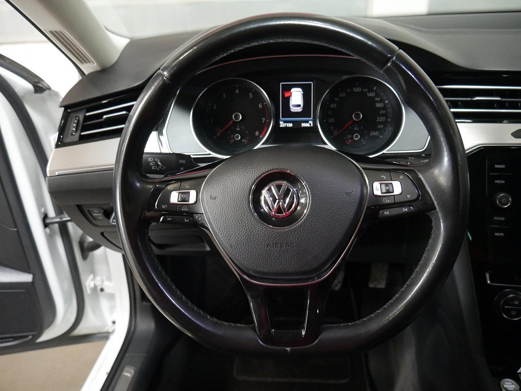 Volkswagen Passat 1.8 Comfortline