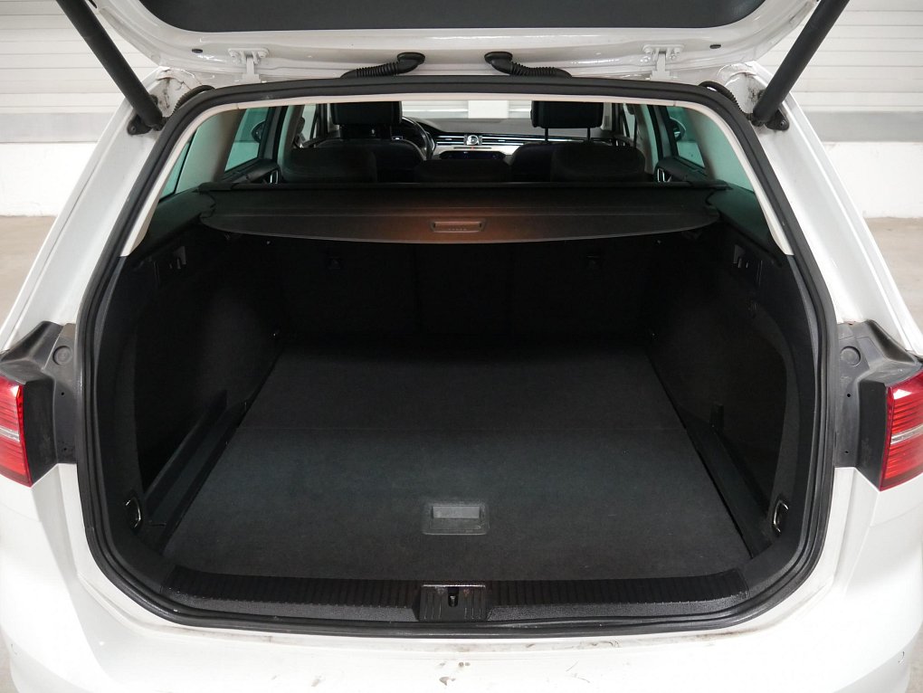 Volkswagen Passat 1.8 Comfortline