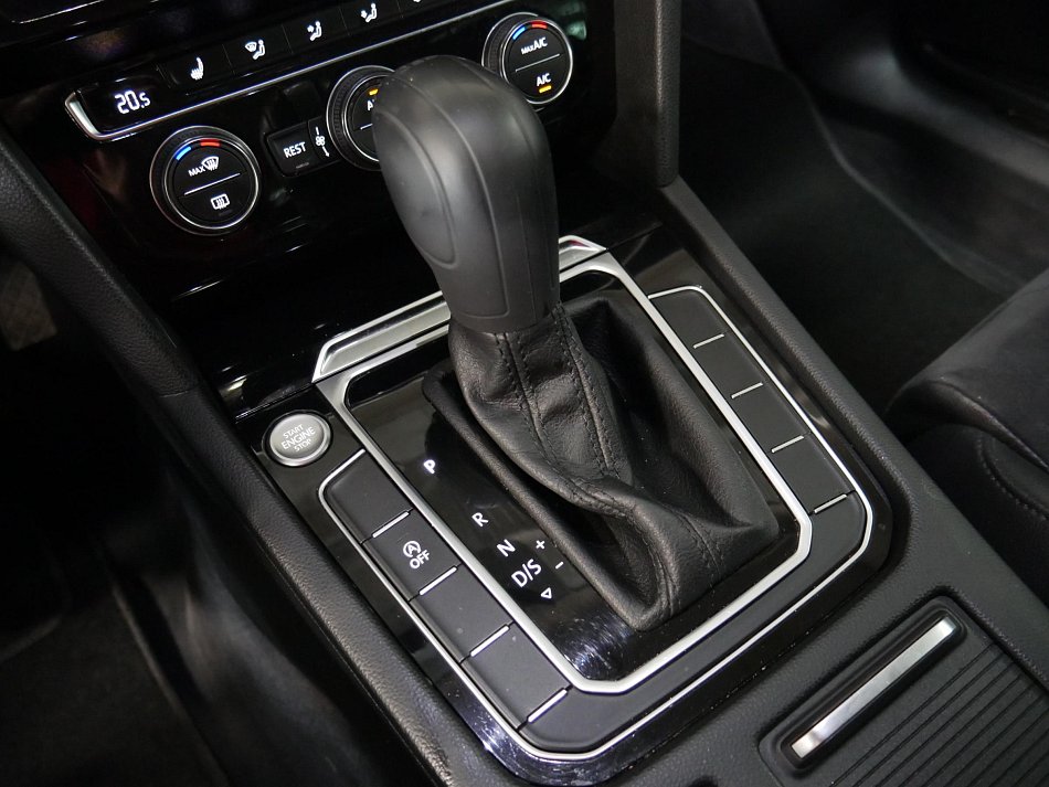 Volkswagen Passat 1.8 Comfortline