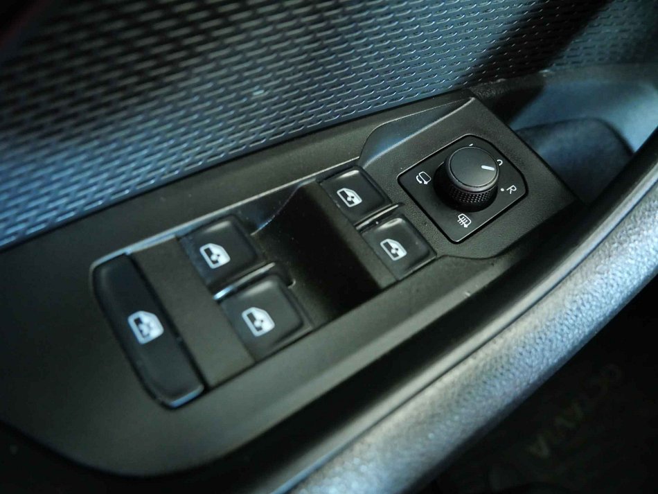 Škoda Octavia IV 2.0TDi 