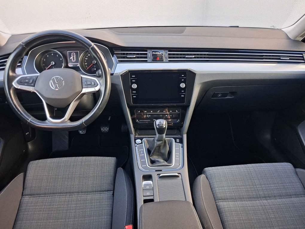 Volkswagen Passat 1.5 TSi Business