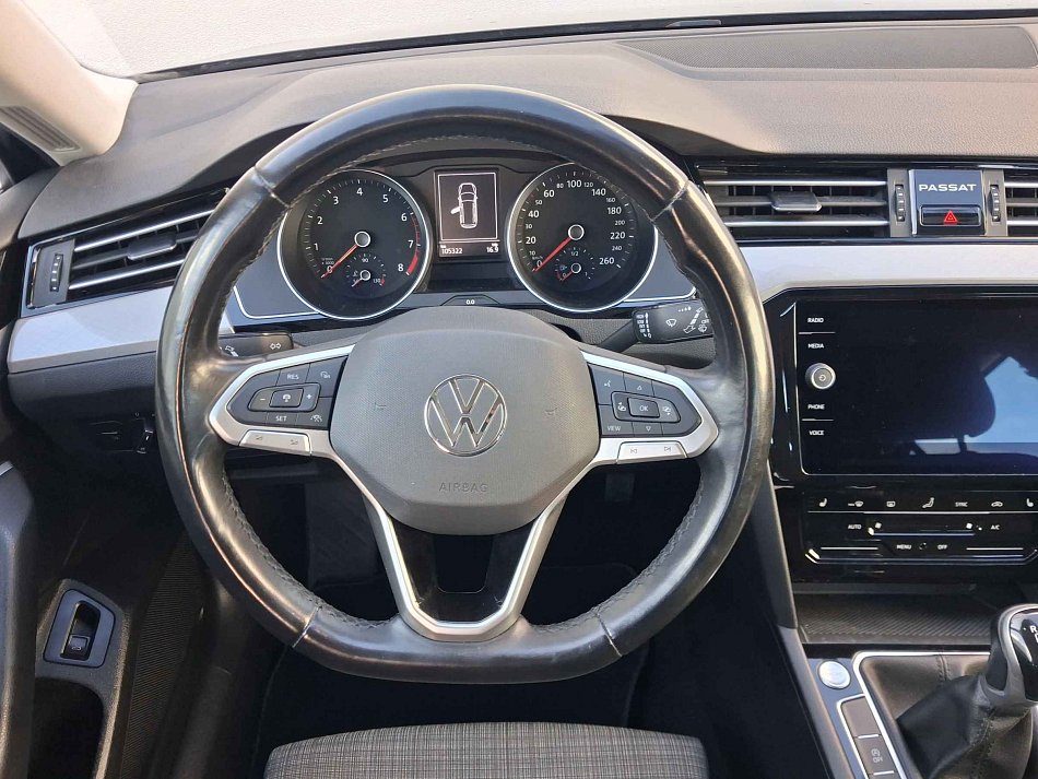 Volkswagen Passat 1.5 TSi Business