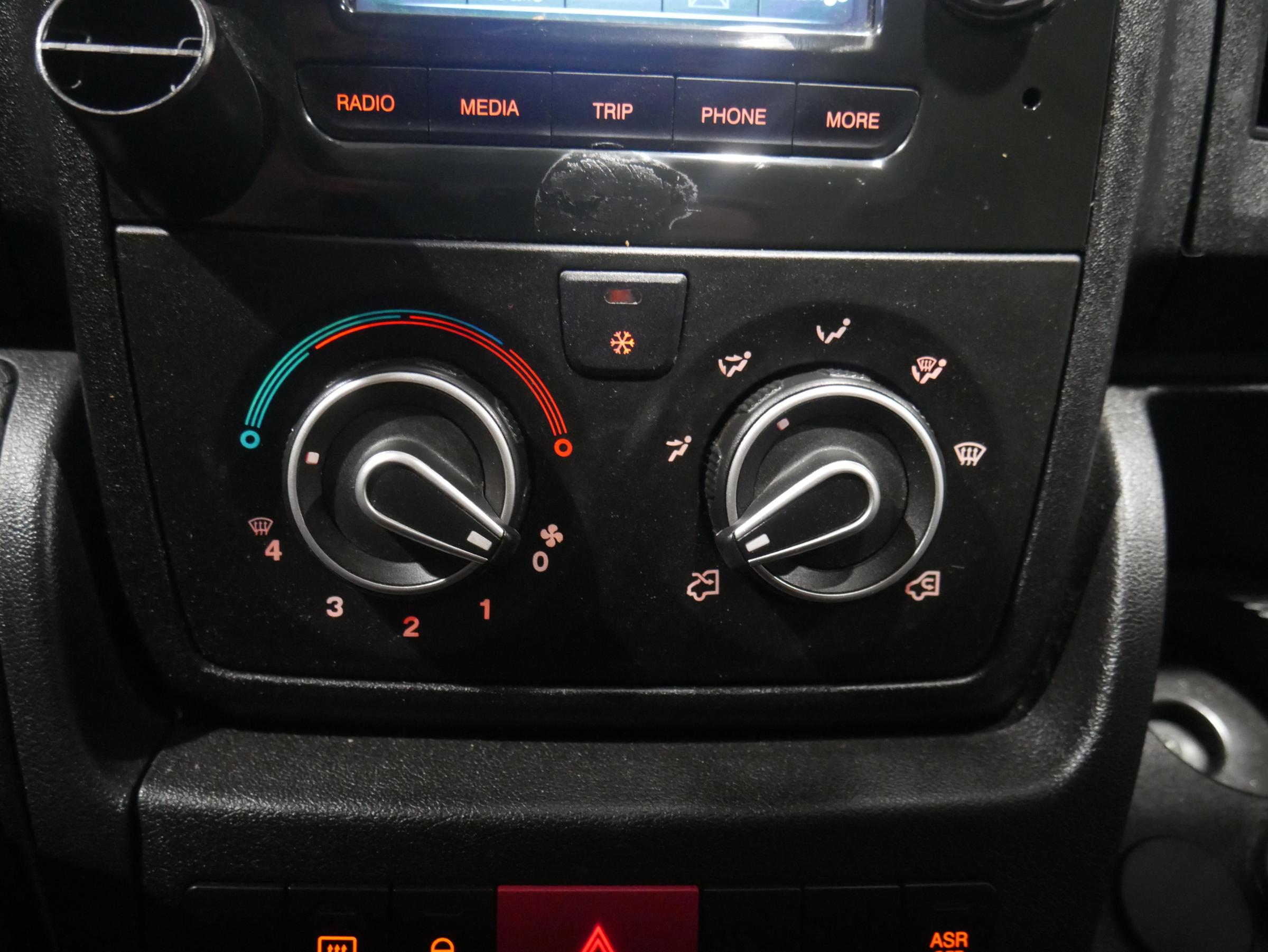 Peugeot Boxer, 2018 - pohled č. 18