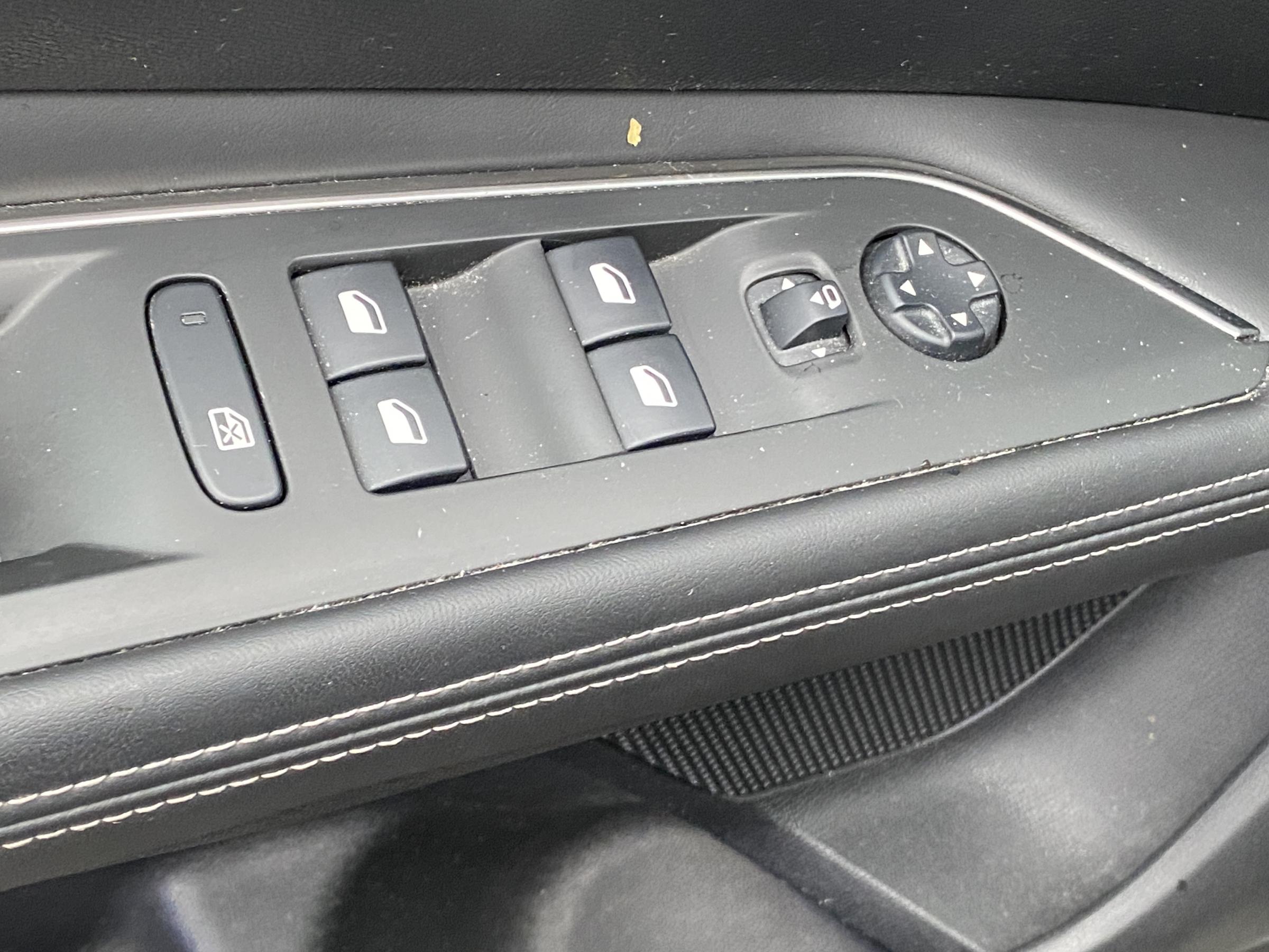 Peugeot 3008, 2018 - pohled č. 11