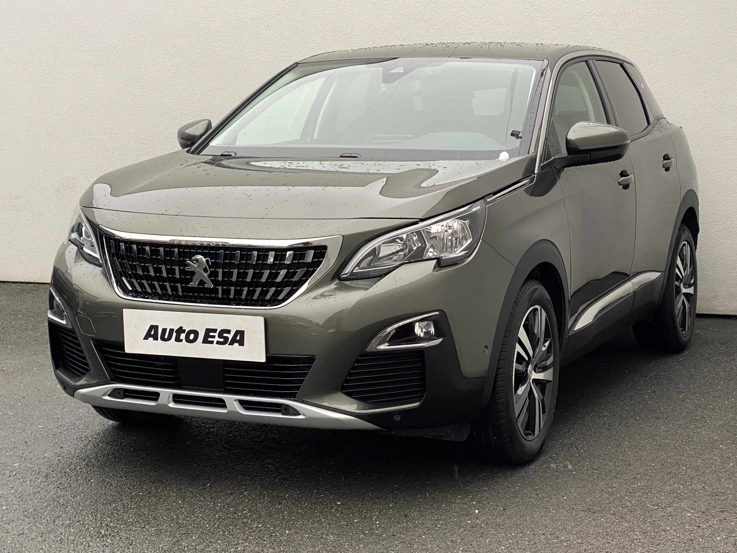 Peugeot 3008, 2018 - pohled č. 3