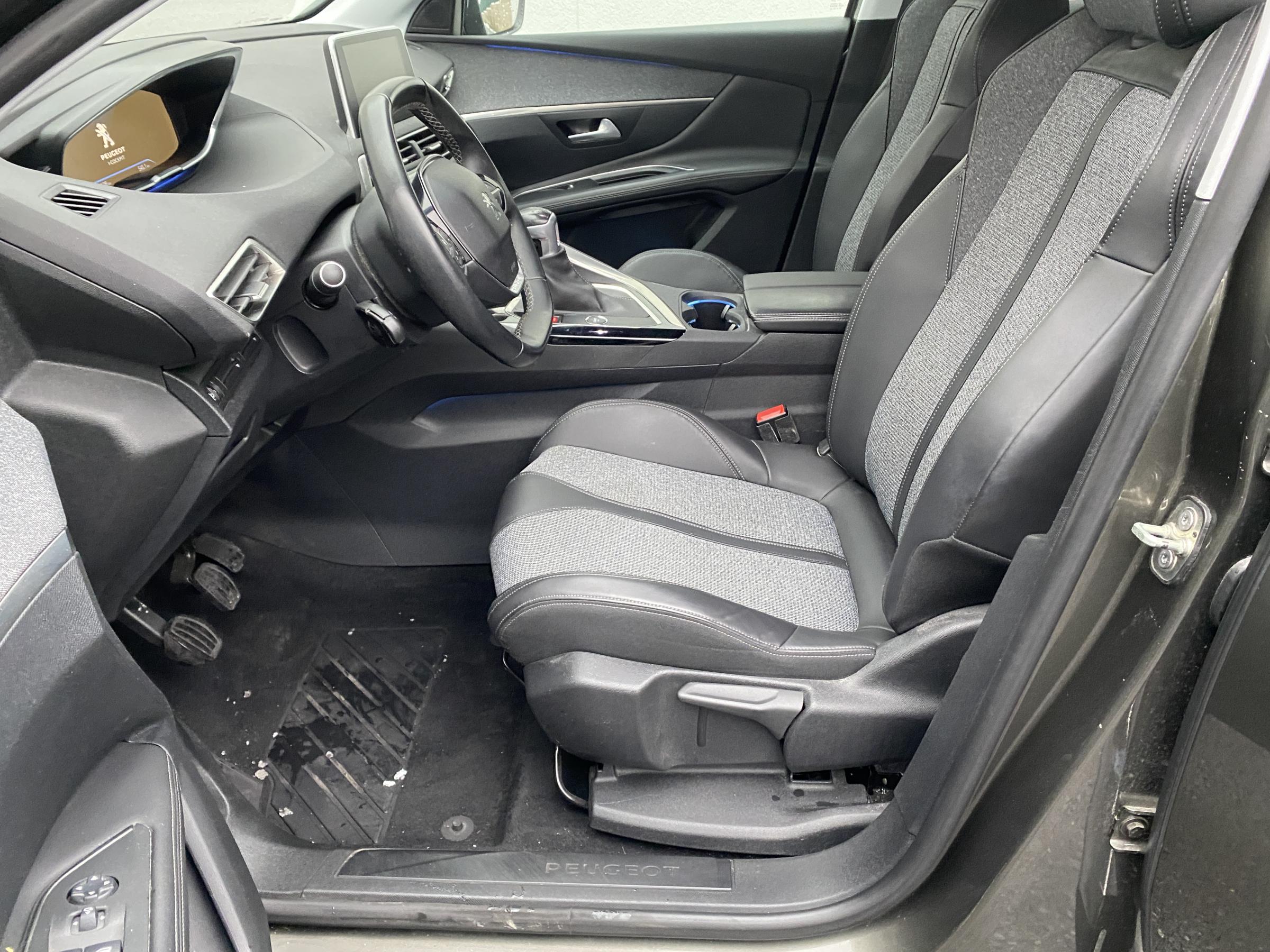 Peugeot 3008, 2018 - pohled č. 9