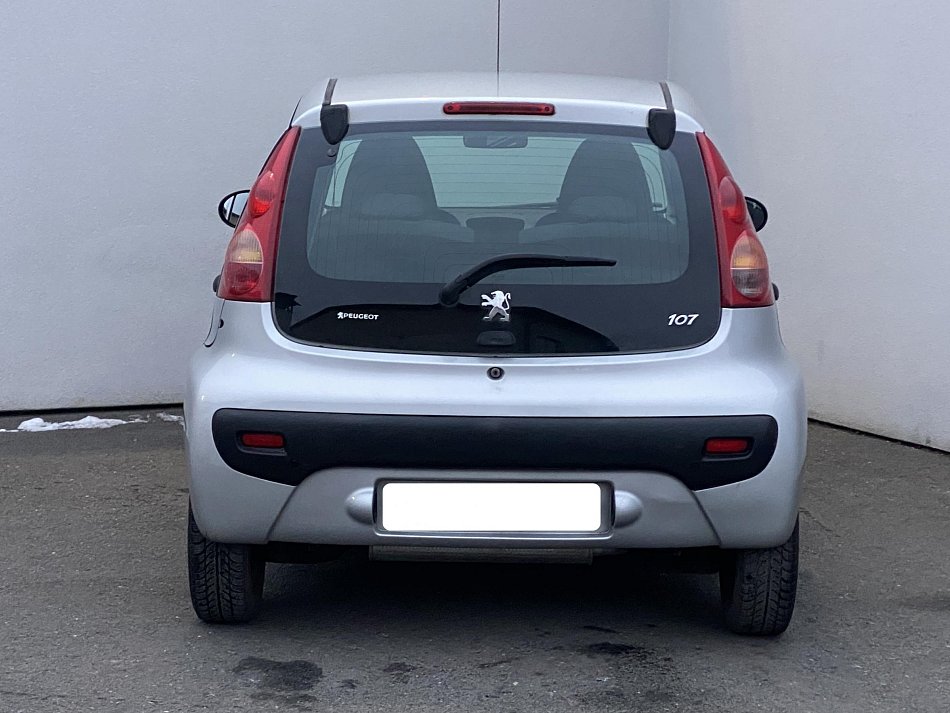Peugeot 107 1.0i 