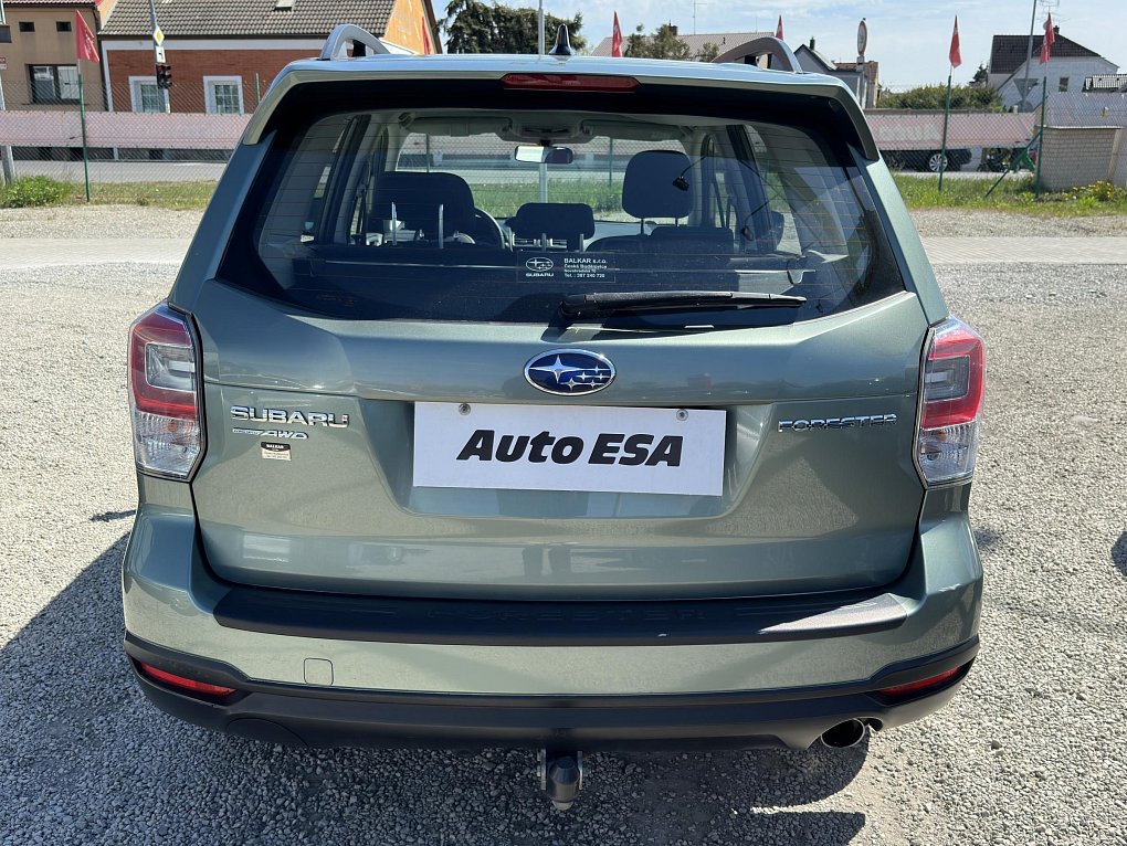 Subaru Forester 2.0i  4x4