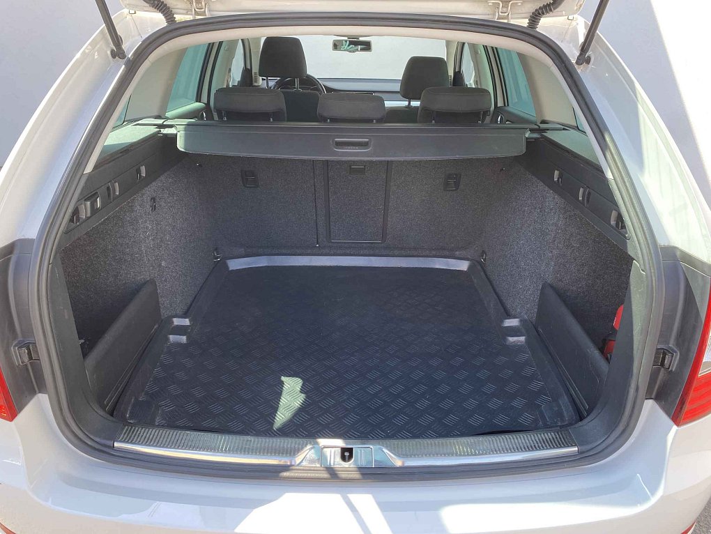 Škoda Superb II 1.6 TDi Ambition