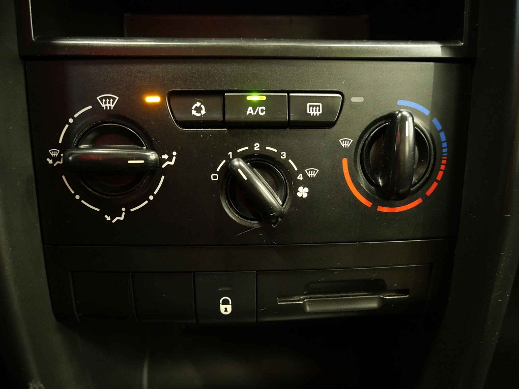 Peugeot 207 1.6HDi 