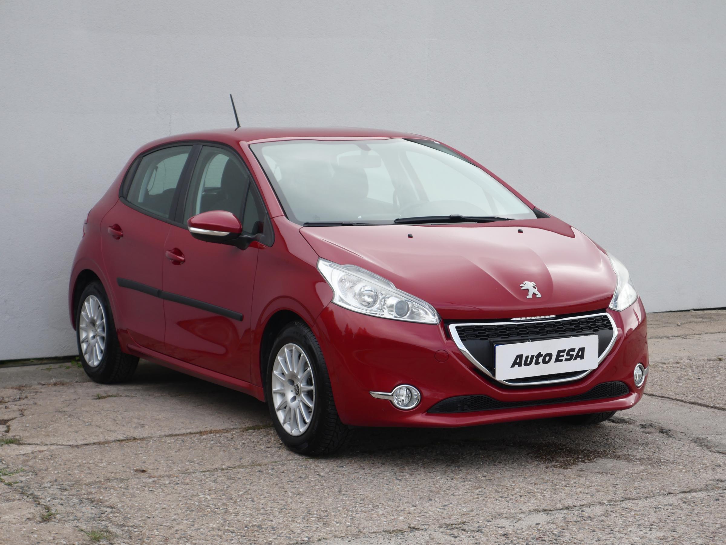 Peugeot 208, 2014