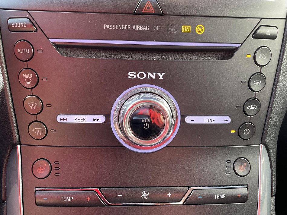 Ford S-MAX 2.0TDCi  4x4, 7míst