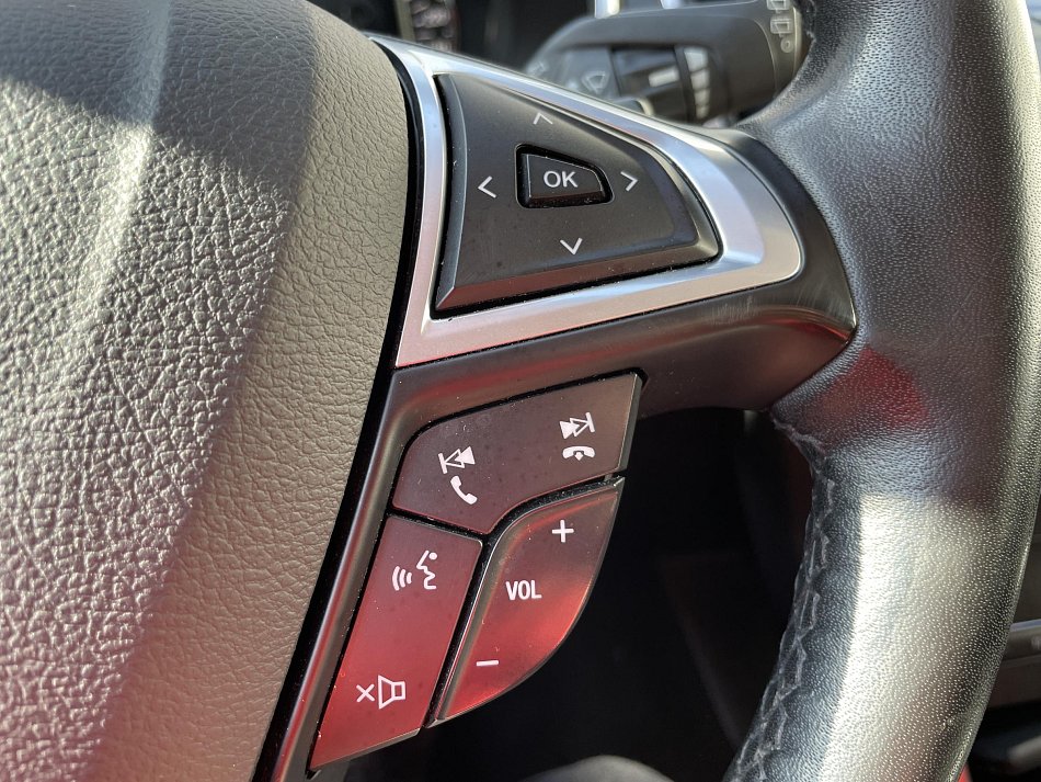 Ford S-MAX 2.0TDCi  4x4, 7míst