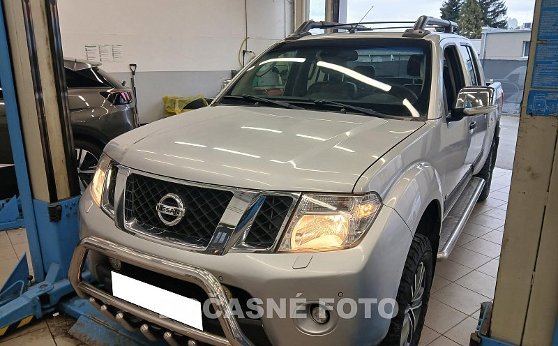 Nissan Navara 3.0 D 