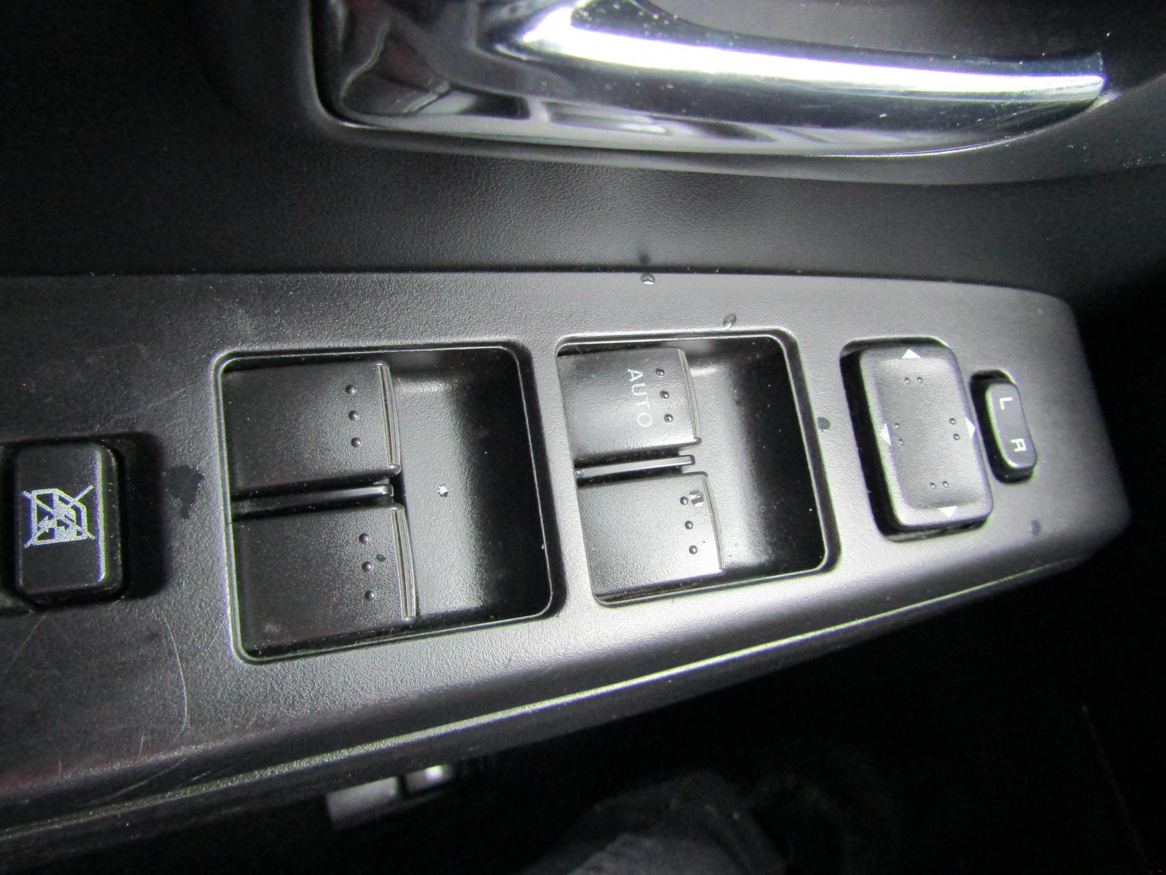 Mazda 5, 2012 - pohled č. 14