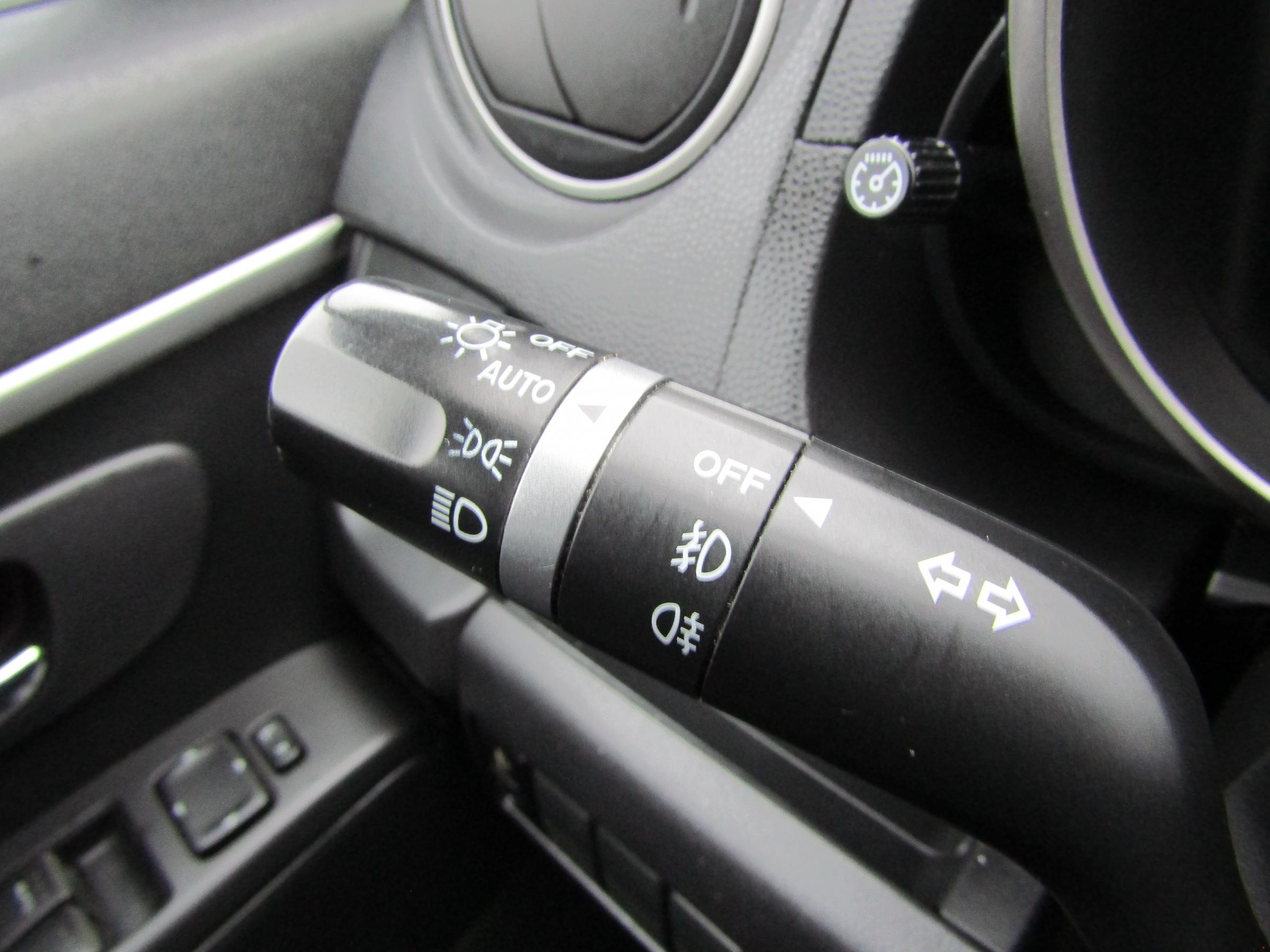 Mazda 5, 2012 - pohled č. 15