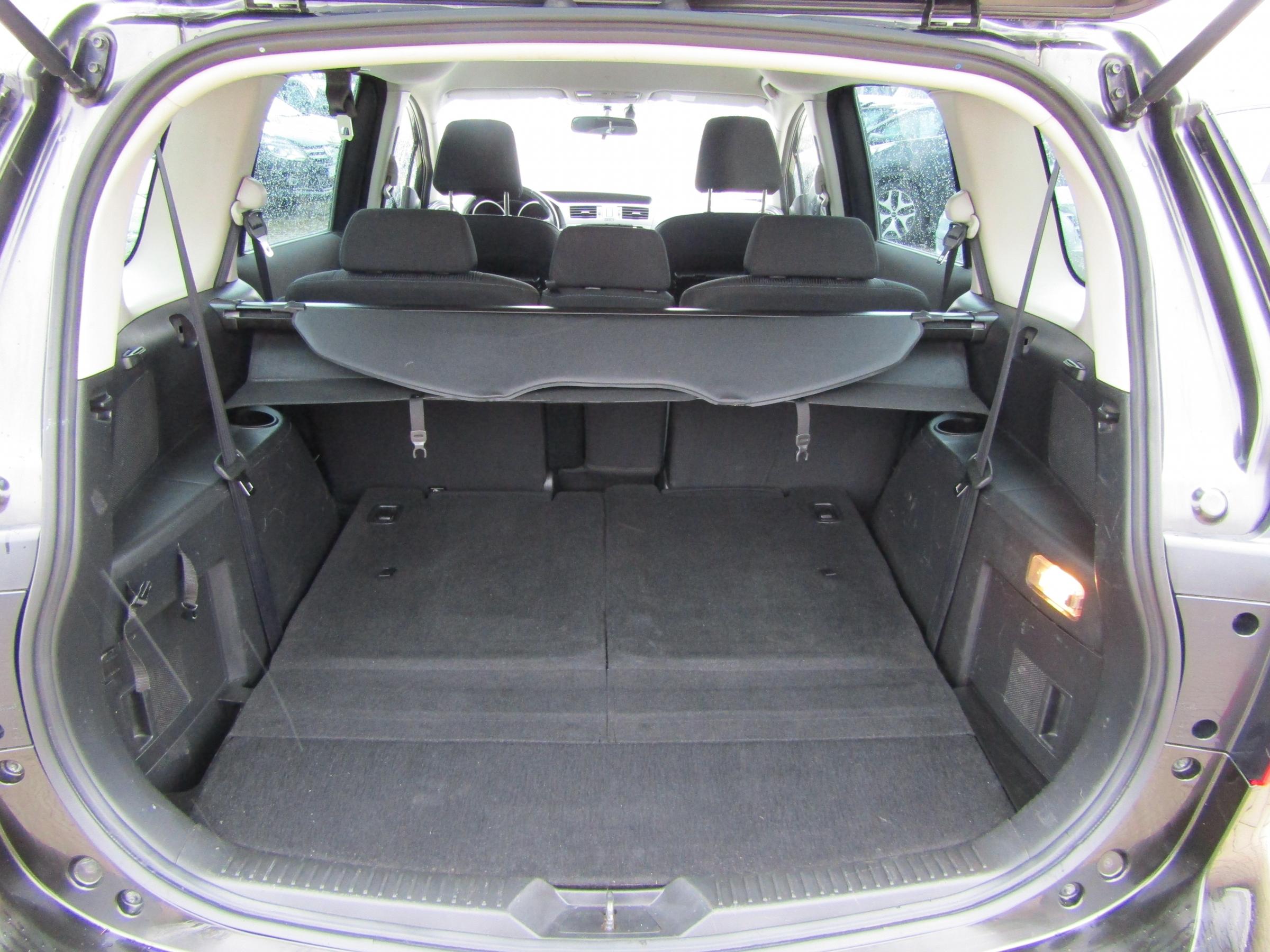 Mazda 5, 2012 - pohled č. 7