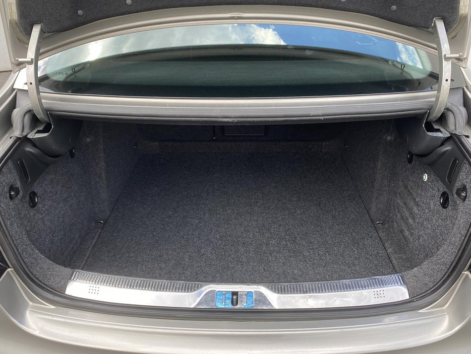 Škoda Superb II 2.0 TDi 
