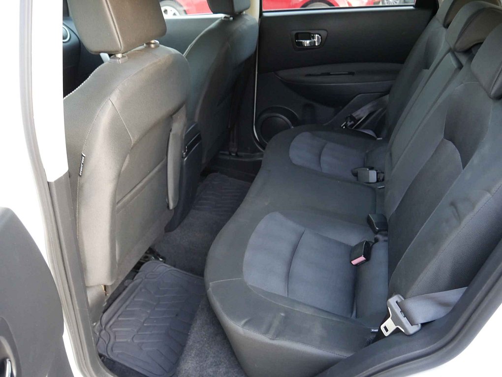 Nissan Qashqai 1.6i 